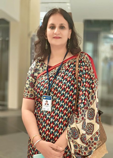 Dr. Rashi Dubey Mishra